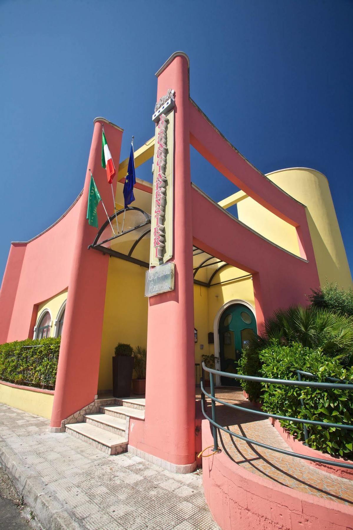 Lo Scacciapensieri Hotel & Restaurant Monteroni di Lecce Exterior foto