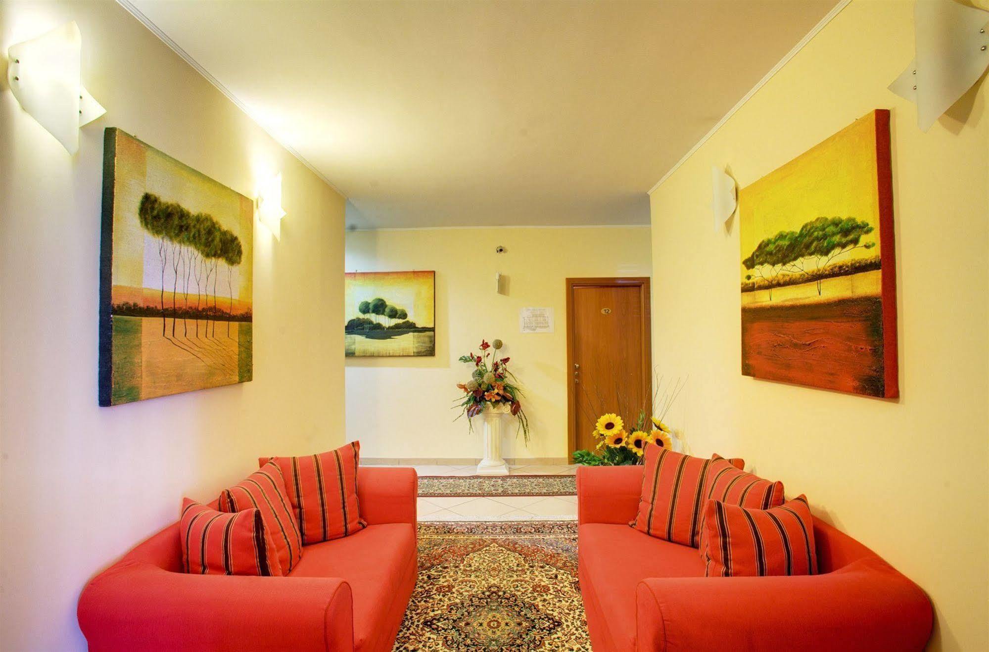 Lo Scacciapensieri Hotel & Restaurant Monteroni di Lecce Exterior foto